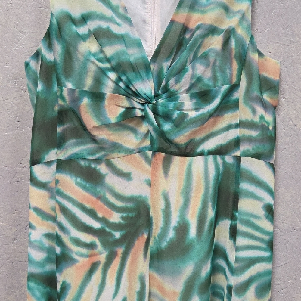 Banana Republic Green and Cream Sleeveless Midi Dress - Picture 3 of 6